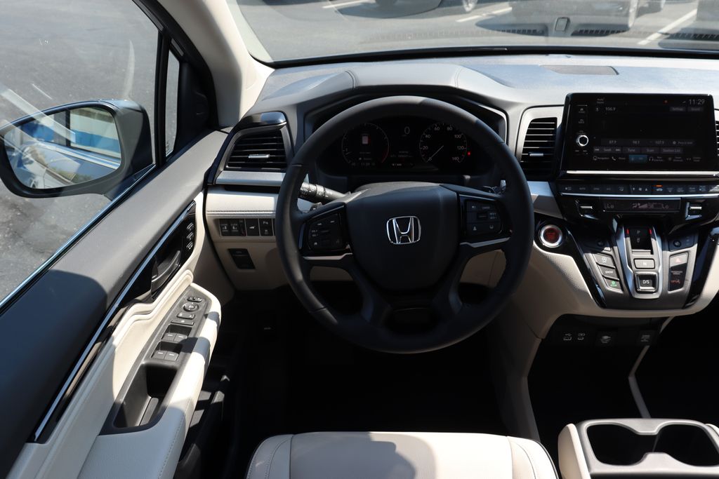 Thumbnail: 2026 Honda Odyssey - 20