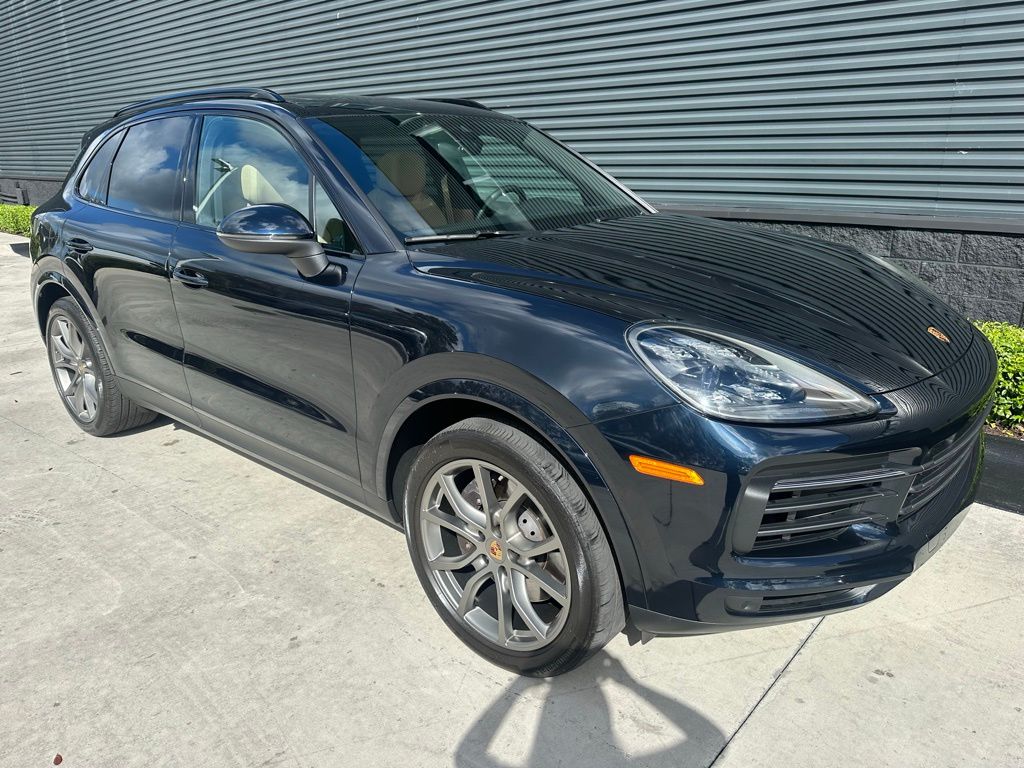 Thumbnail: 2023 Porsche Cayenne - 11