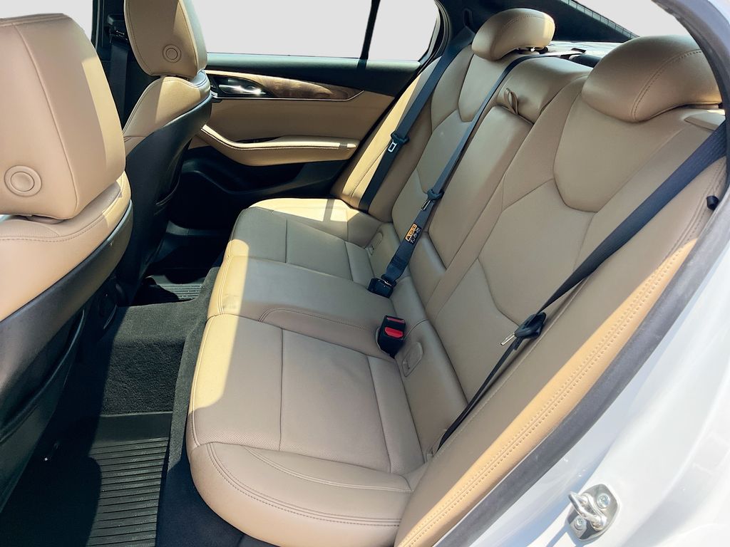Used 2025 White Cadillac Premium Luxury image 26