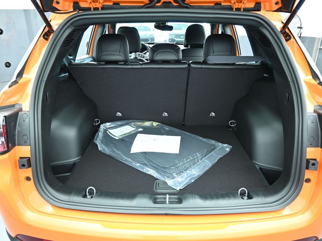 New 2026 Joose Jeep Latitude image 33