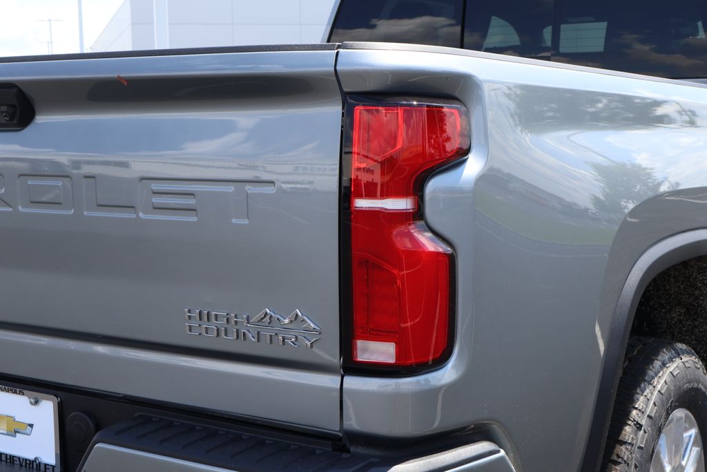 Thumbnail: 2025 Chevrolet Silverado 2500 - 7