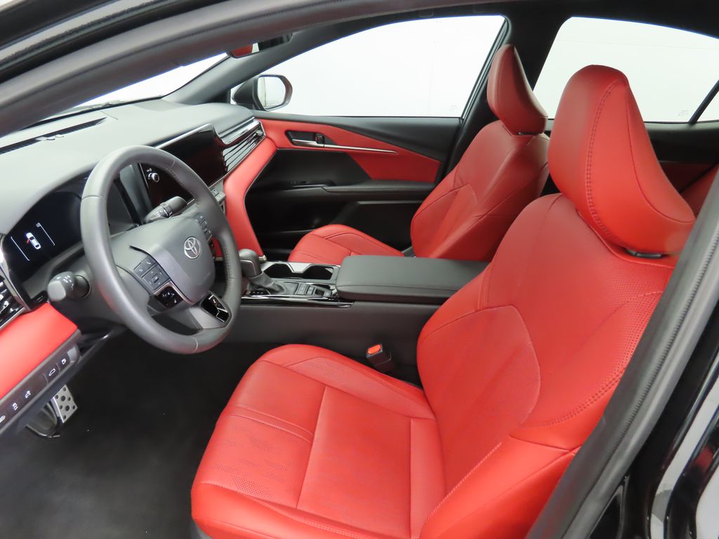 Thumbnail: 2025 Toyota Camry - 18