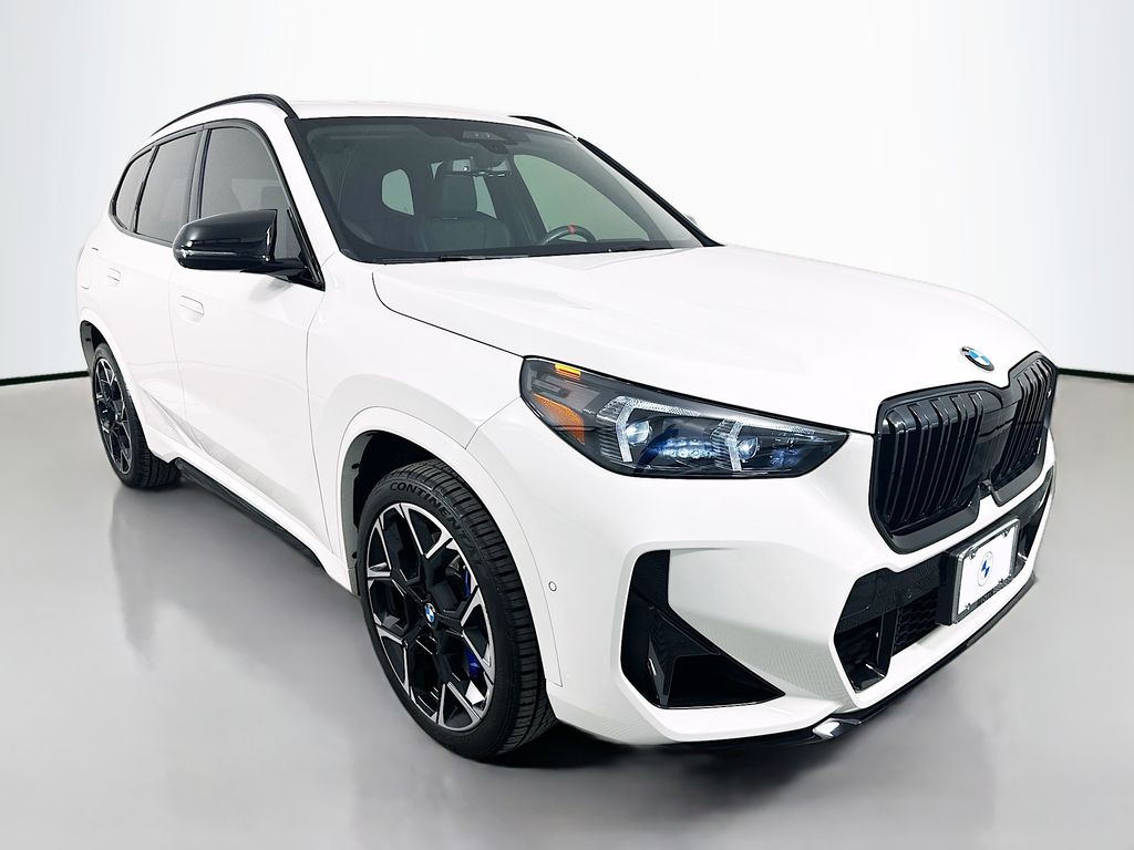 Thumbnail: 2024 BMW X1 - 3