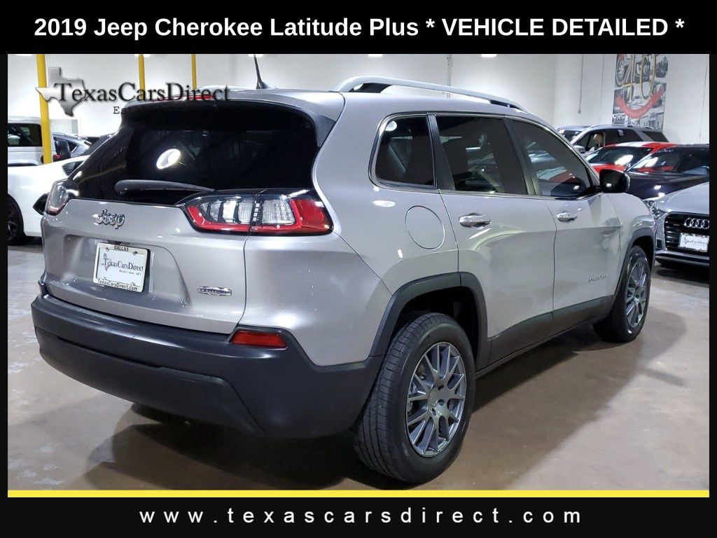 2019 Jeep Cherokee Latitude Plus 11