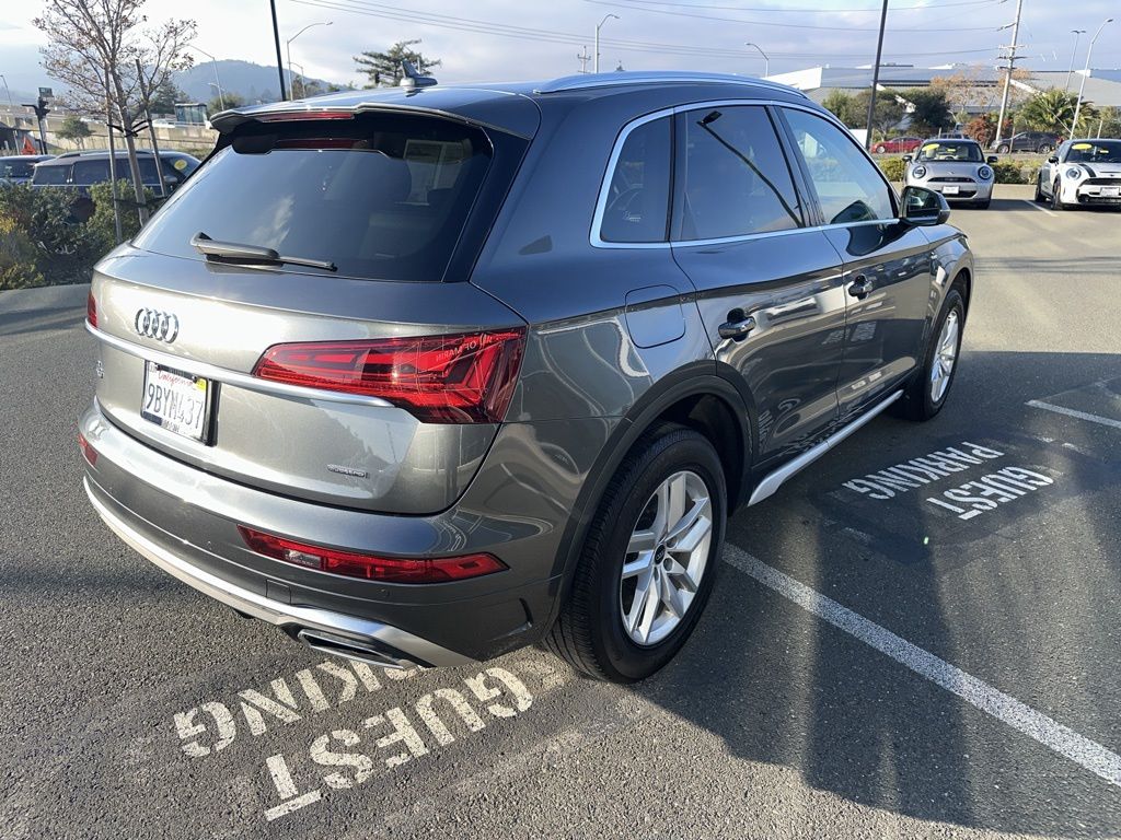 Thumbnail: 2022 Audi Q5 - 5