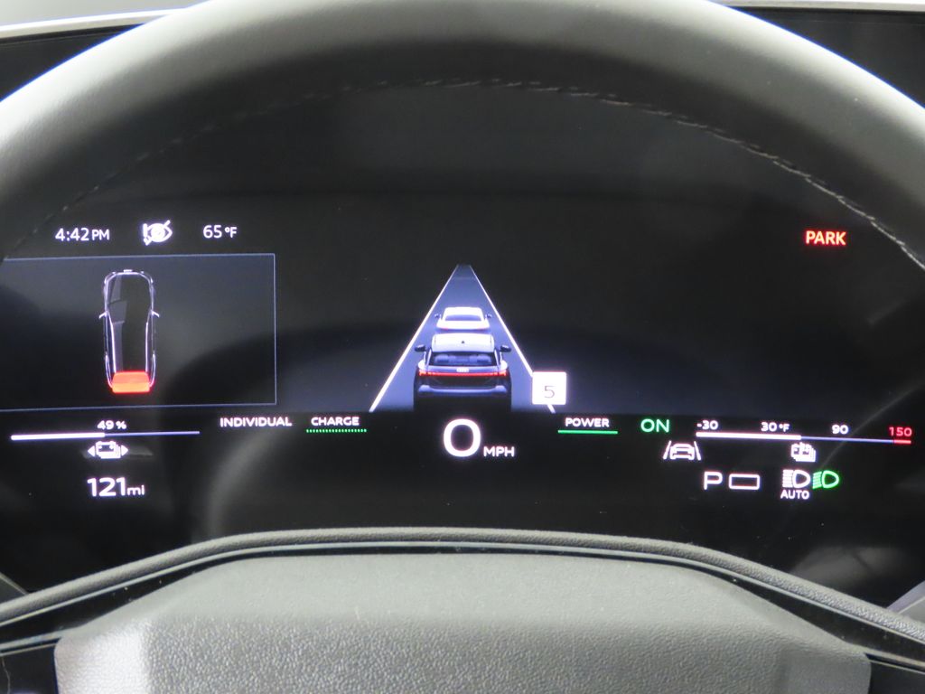 Thumbnail: 2025 Audi Q6 e-tron - 12