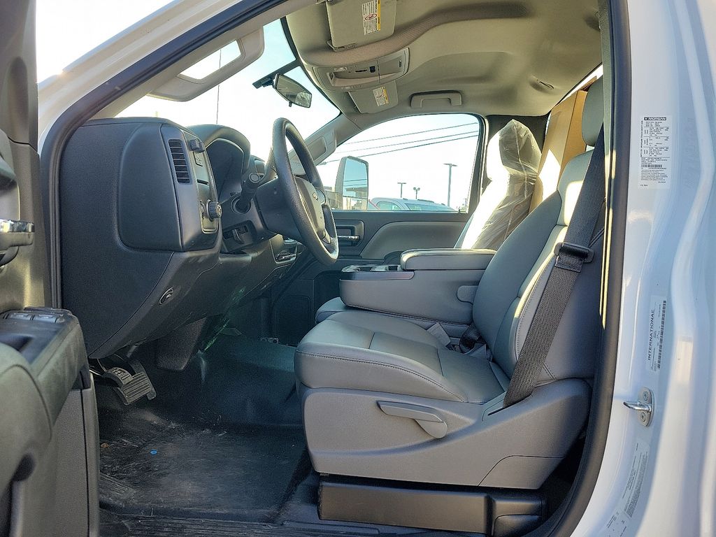 2024 Chevrolet Silverado 5500HD Work Truck - 8
