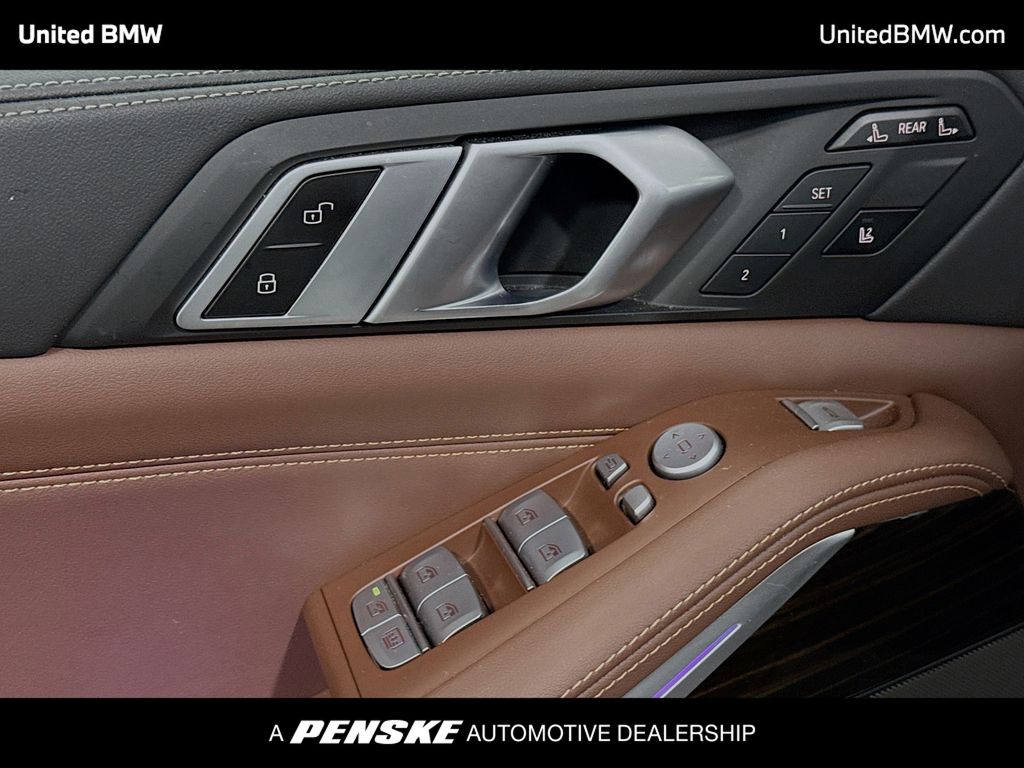 Thumbnail: 2024 BMW X7 - 3