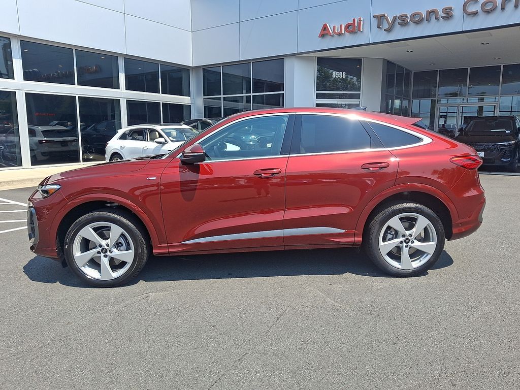 Thumbnail: 2025 Audi Q5 - 7