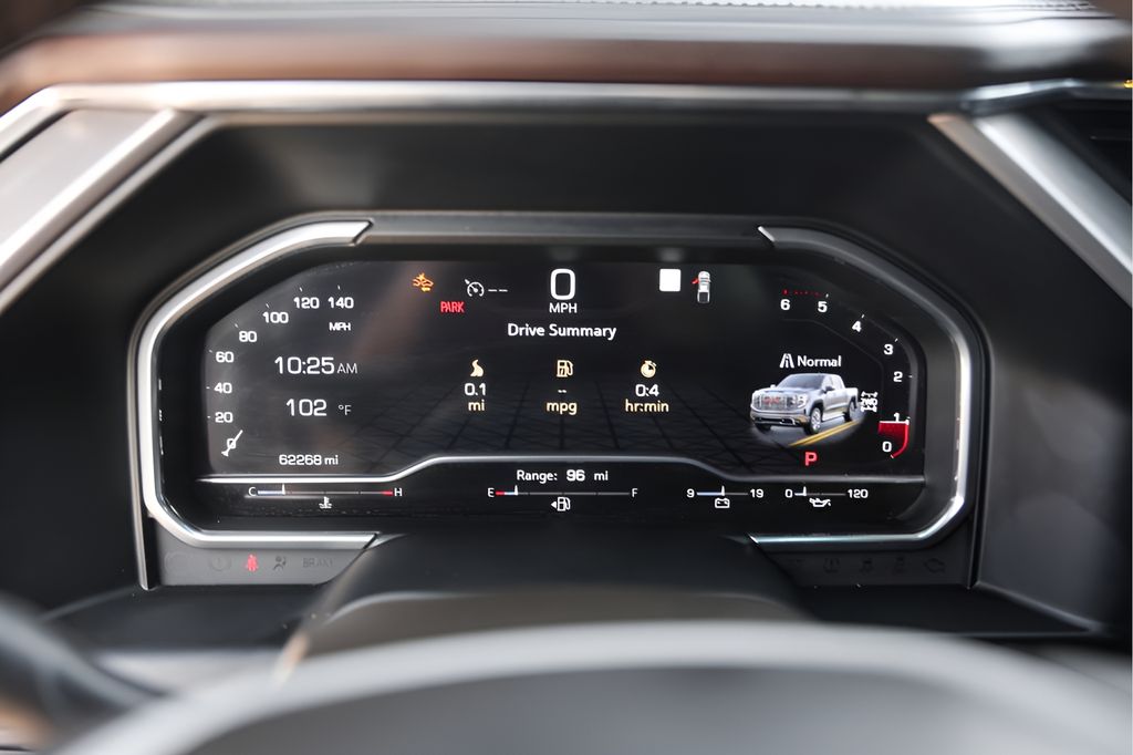 Used 2022 White GMC Denali image 14