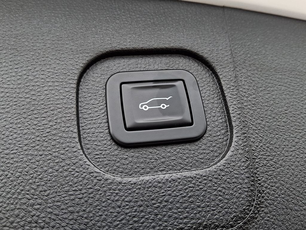 2017 GMC Terrain — photo 28