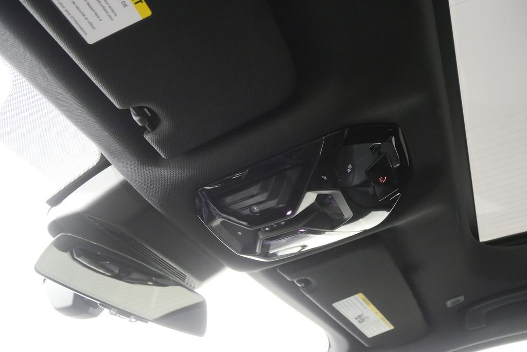 Thumbnail: 2023 BMW i7 - 20