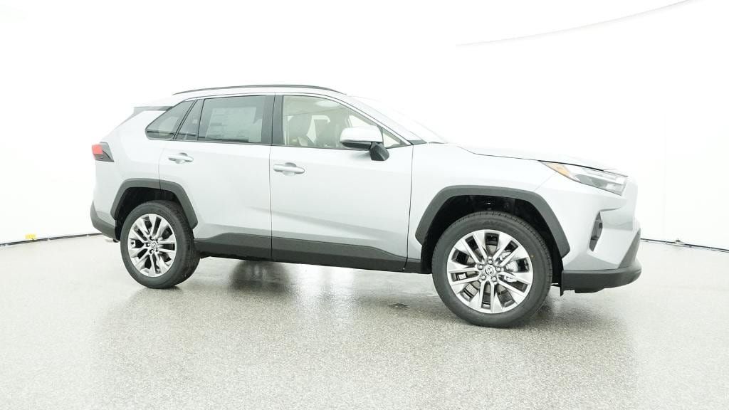 Thumbnail: 2025 Toyota RAV4 - 28