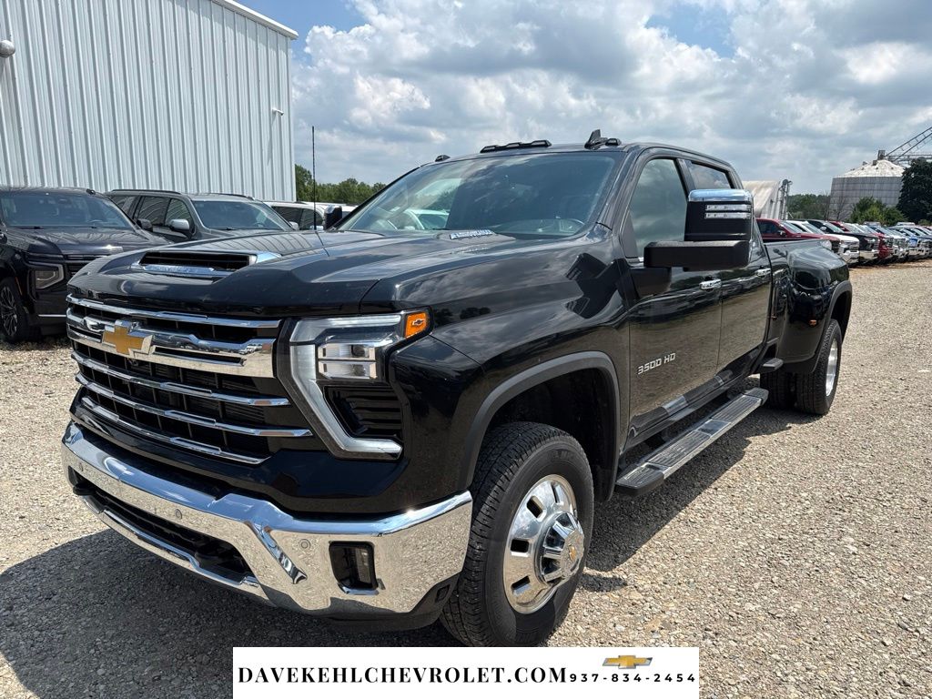 Black 2024 Chevrolet Silverado 3500HD Pickup Truck Four-Wheel Drive Automatic