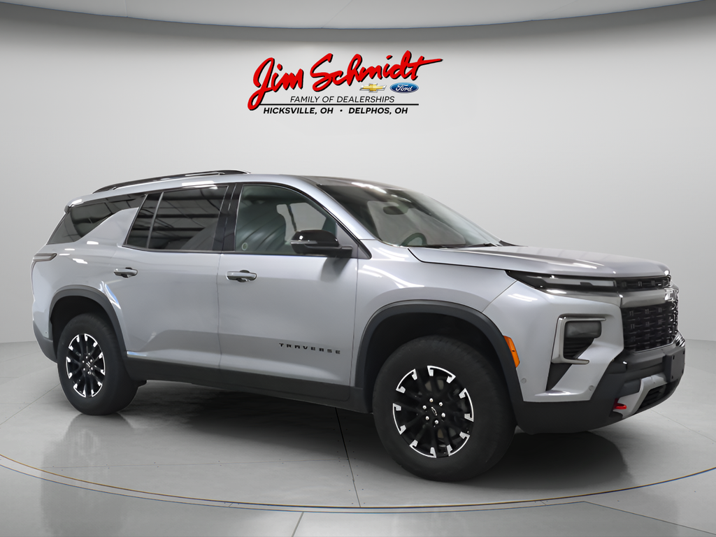Sterling Gray Metallic 2025 Chevrolet Traverse SUV / Crossover Four-Wheel Drive 8-Speed Automatic