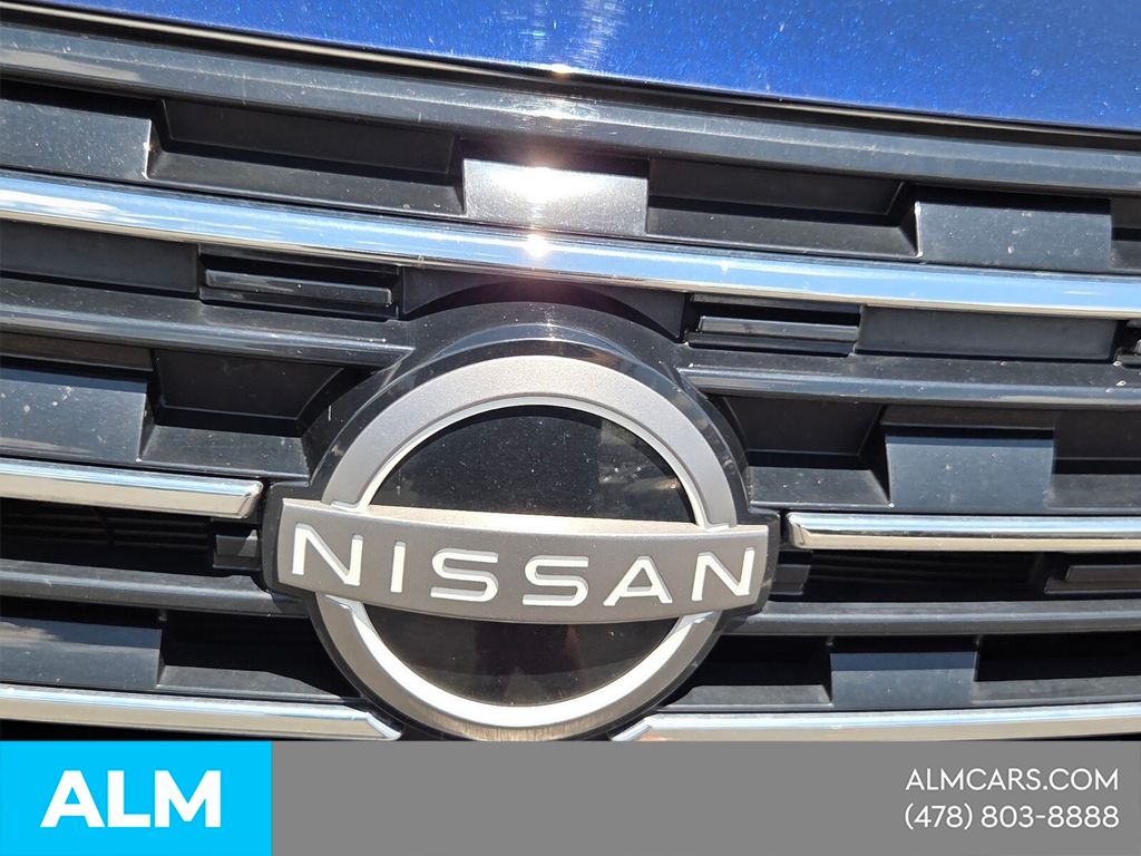 Used 2025 Blue Nissan SV image 19
