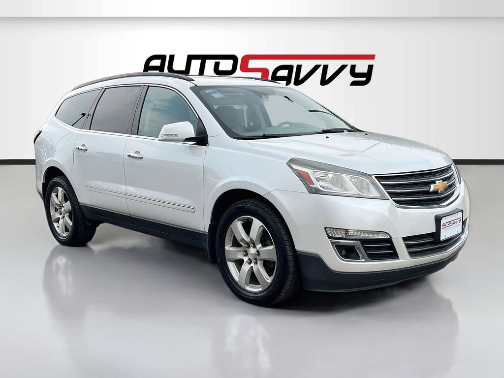 2017 Chevrolet Traverse Blanco (Iridescent Pearl Tricoat) SUV/Crossover Tracción en las cuatro ruedas 6 velocidades Automática