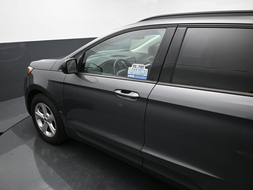 2023 Ford Edge SE
