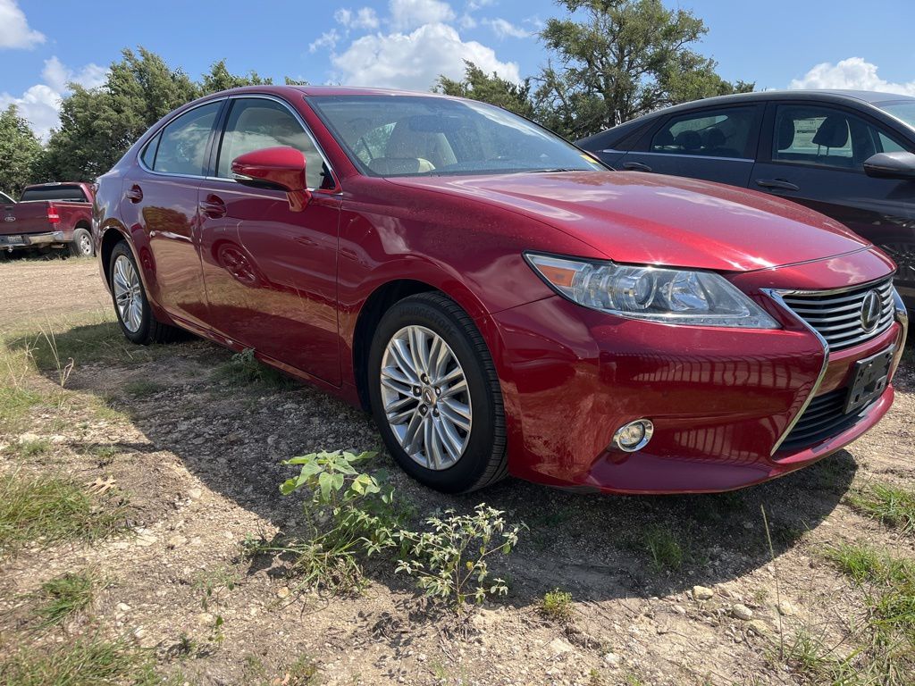 Thumbnail: 2014 Lexus ES - 2