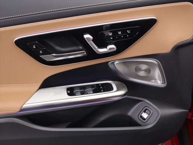 Thumbnail: 2026 Mercedes-Benz CLE - 32