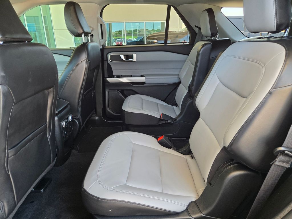 Used 2021 Ford Explorer SUV