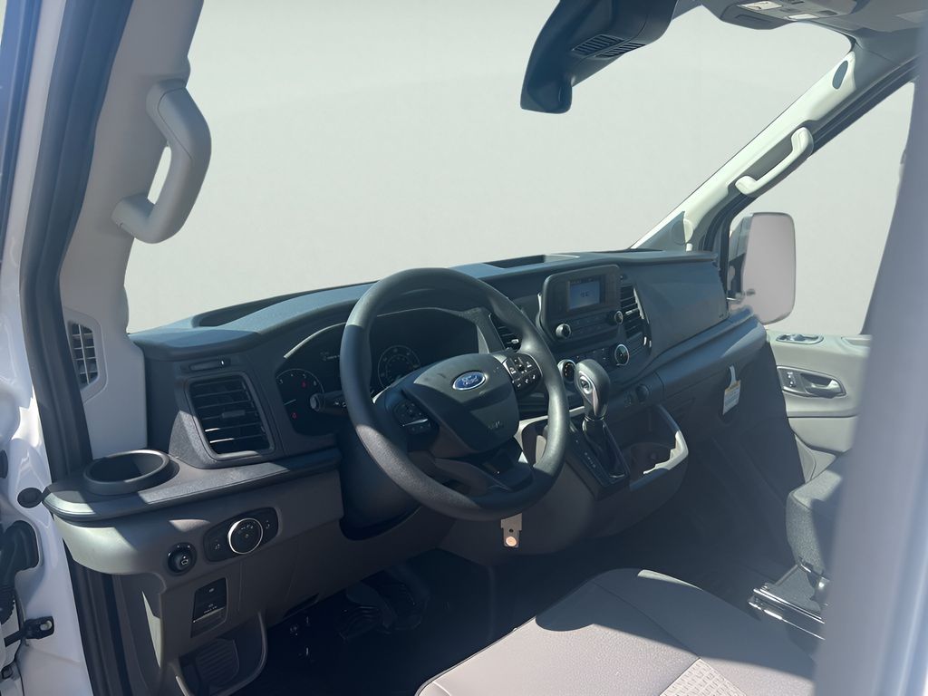 2025 Ford Transit-250