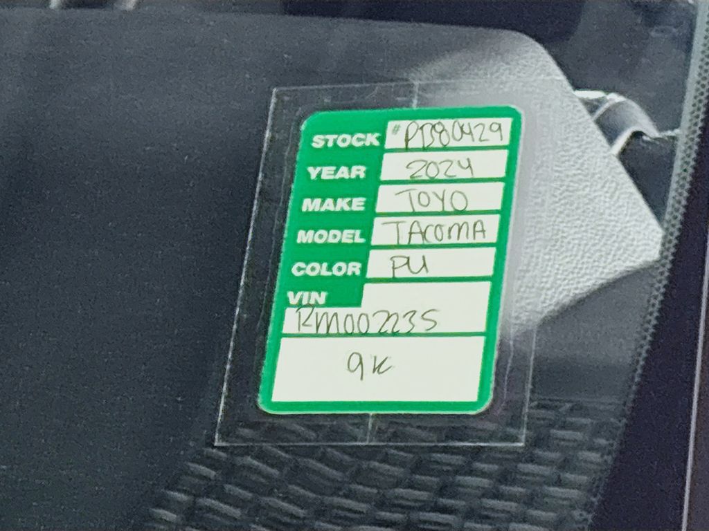 2024 Toyota Tacoma SR5
