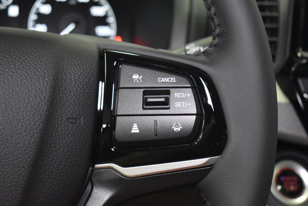 2025 Honda Odyssey EX-L 18