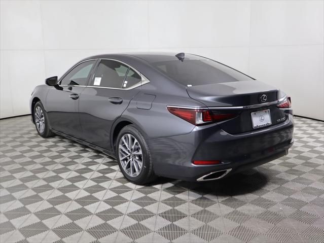 Thumbnail: 2025 Lexus ES - 7