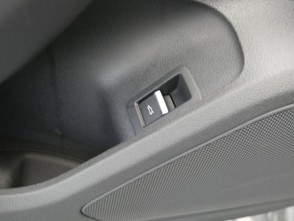 Thumbnail: 2024 Audi A4 - 21