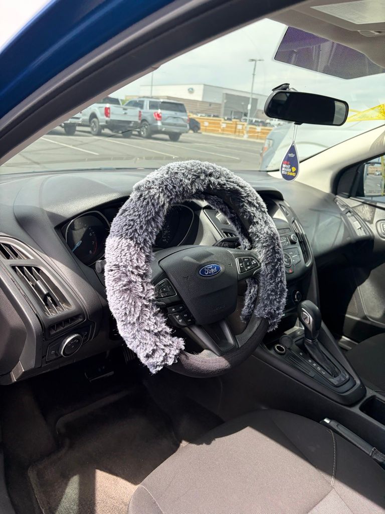 Thumbnail: 2018 Ford Focus - 9