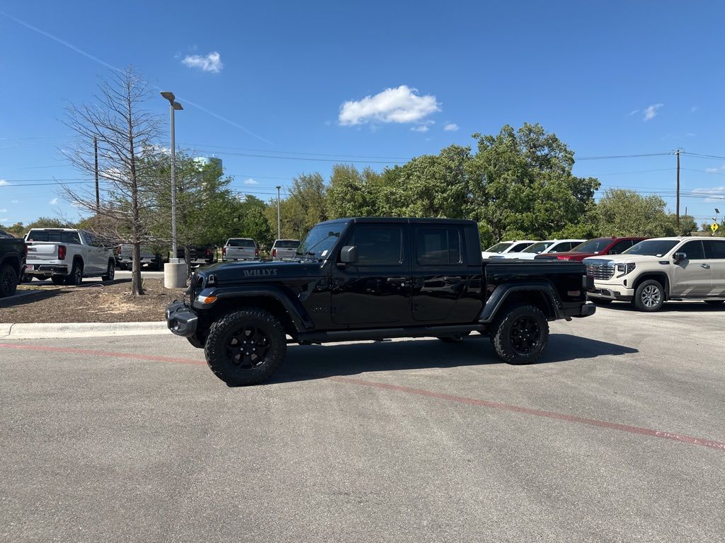 Used Car 2022 Jeep Gladiator  For Sale Under $30,000 In Austin, Texas