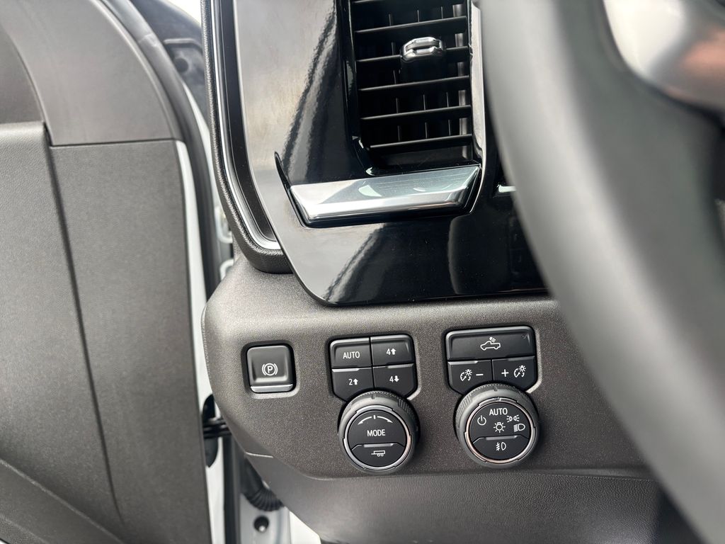 Used Car 2025 Chevrolet Silverado 1500  Lt Trail Boss For Sale Under $60,000 In Austin, Texas