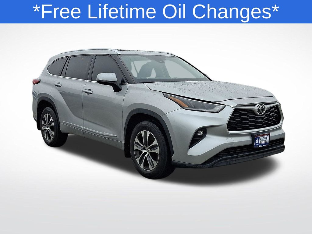 2021 Toyota Highlander XLE AWD