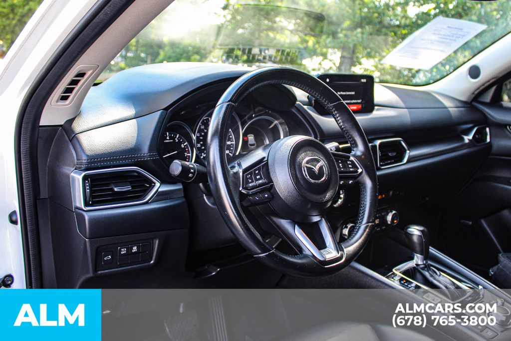 Used 2018 White Mazda Touring image 30