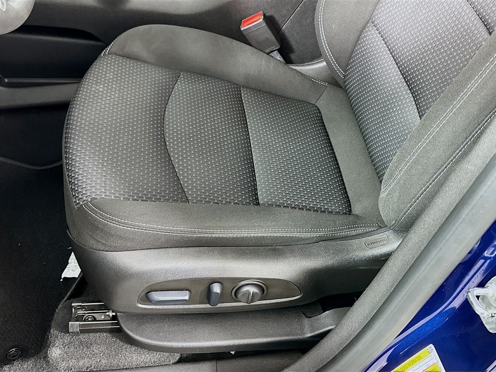 Thumbnail: 2022 GMC Terrain - 19