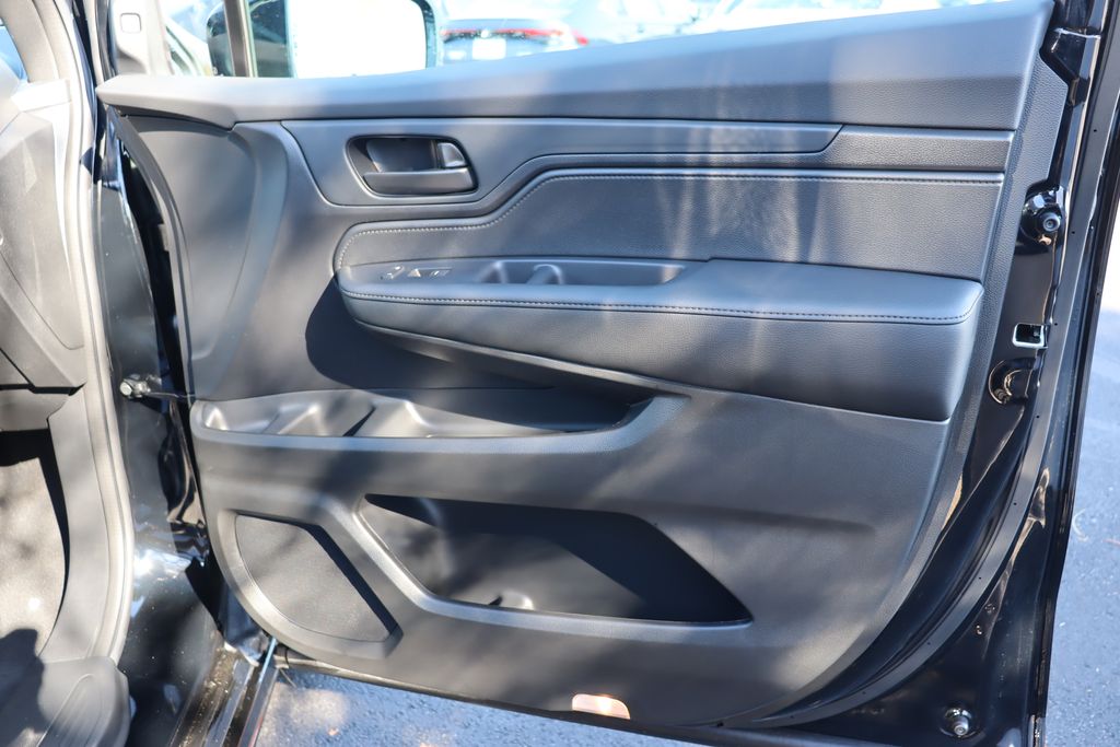 Thumbnail: 2026 Honda Odyssey - 20