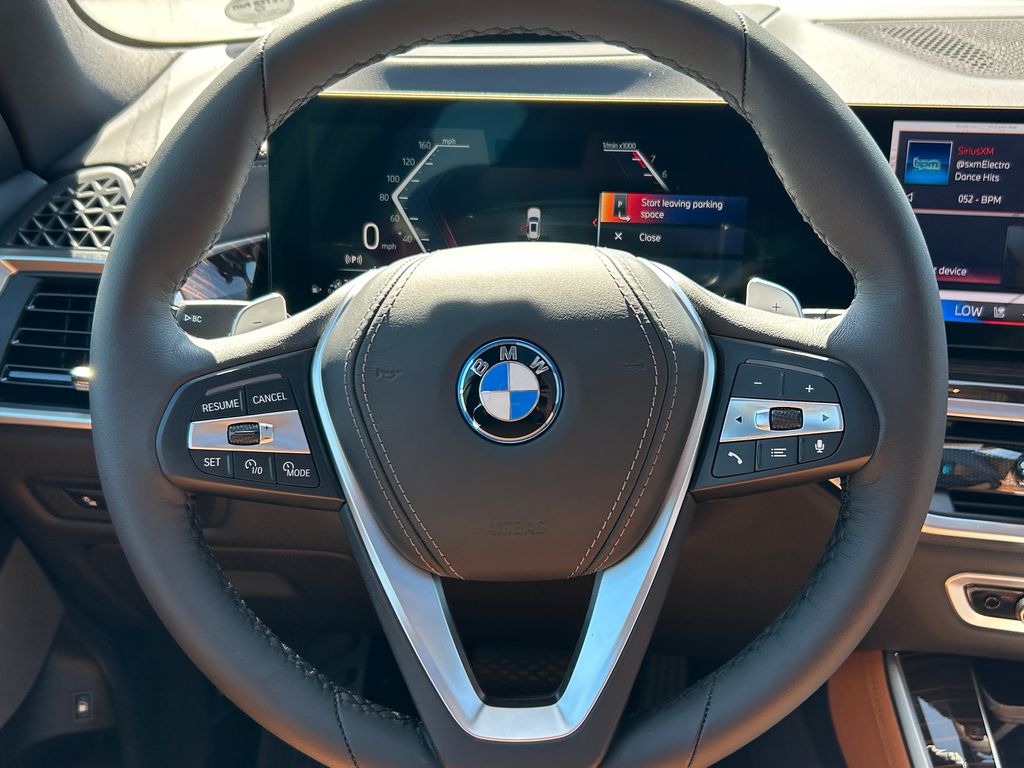 Thumbnail: 2026 BMW X5 - 18