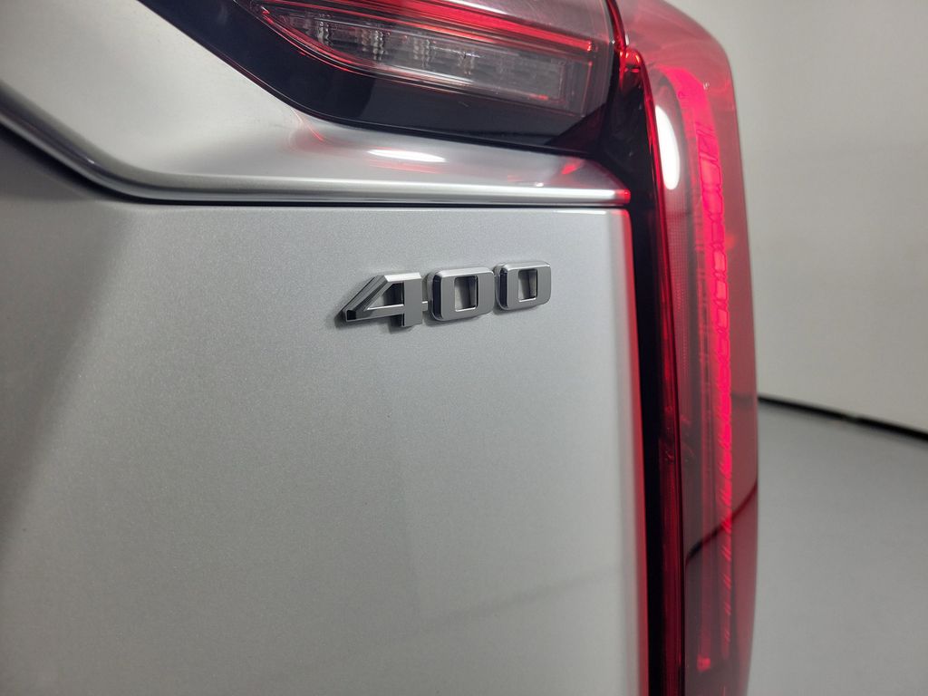 2023 Cadillac XT6 Premium Luxury - 4