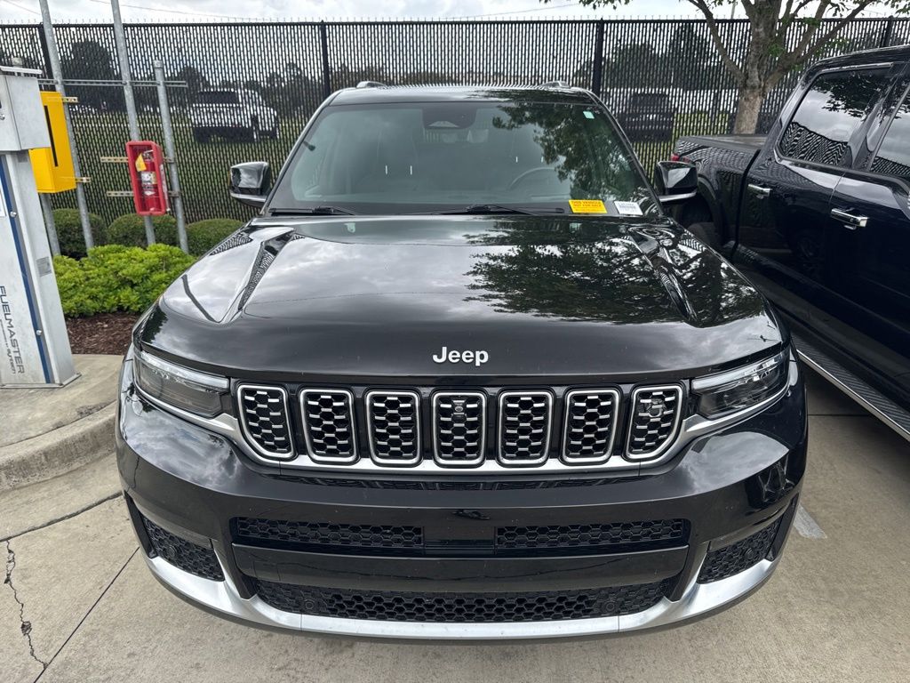 2021 Jeep Grand Cherokee L Summit Diamond Black Crystal Pearlcoat - Jim Hudson Acura - Image 3