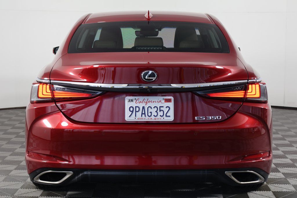 Thumbnail: 2020 Lexus ES - 5