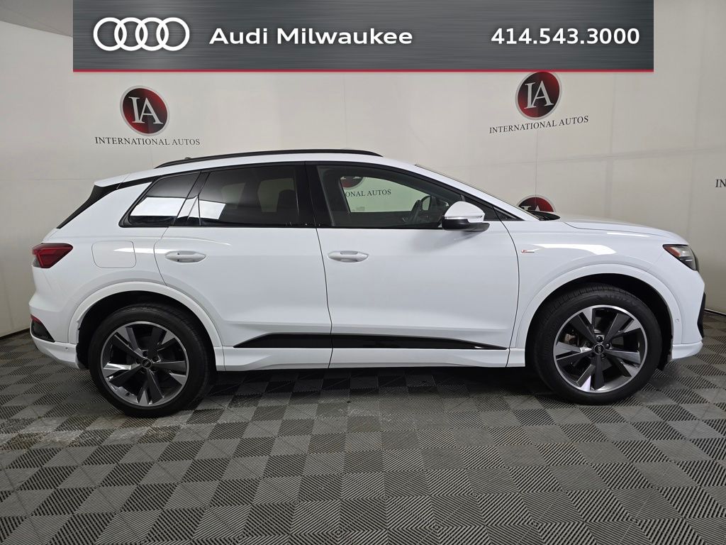 2023 Audi Q4 e-tron quattro Premium Plus 50