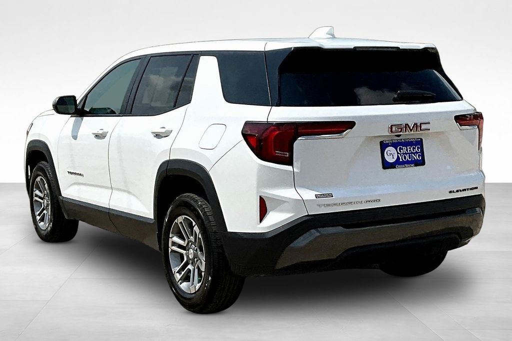 Used 2025 GMC Terrain SUV