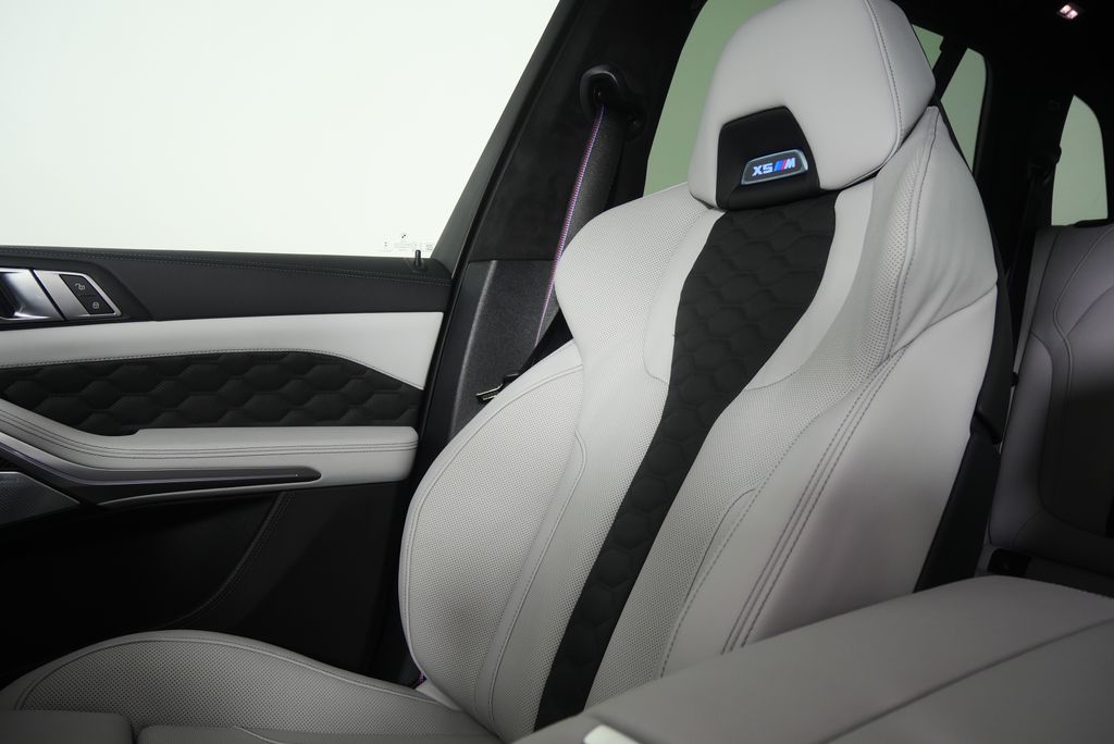 Thumbnail: 2026 BMW X5 - 23