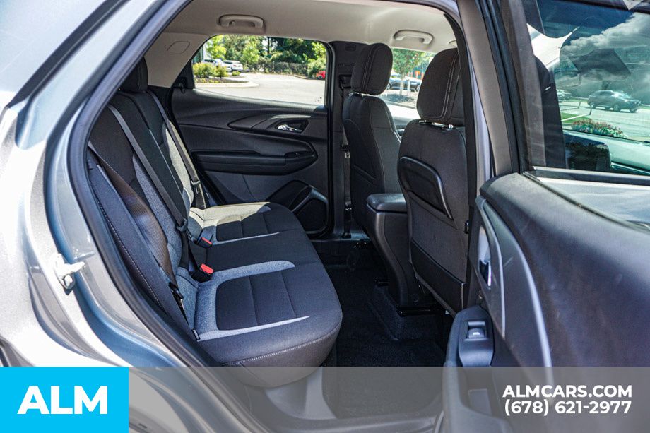 Used 2025 Gray Chevrolet LT image 21