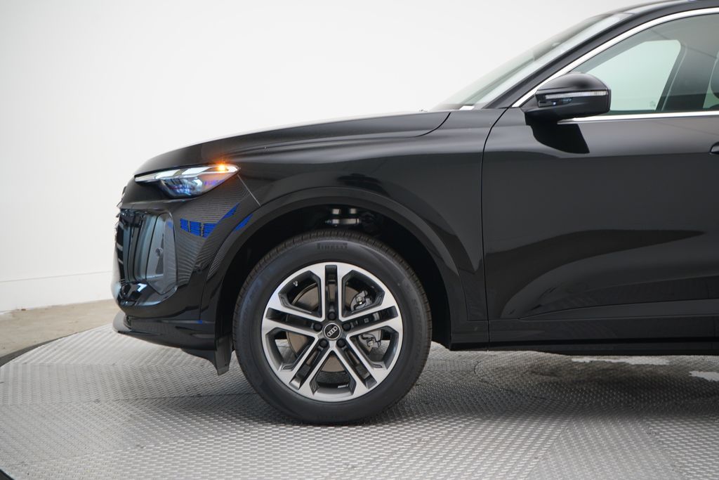 Thumbnail: 2026 Audi Q5 - 2
