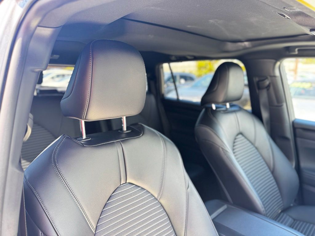 Used 2026 Toyota Highlander SUV