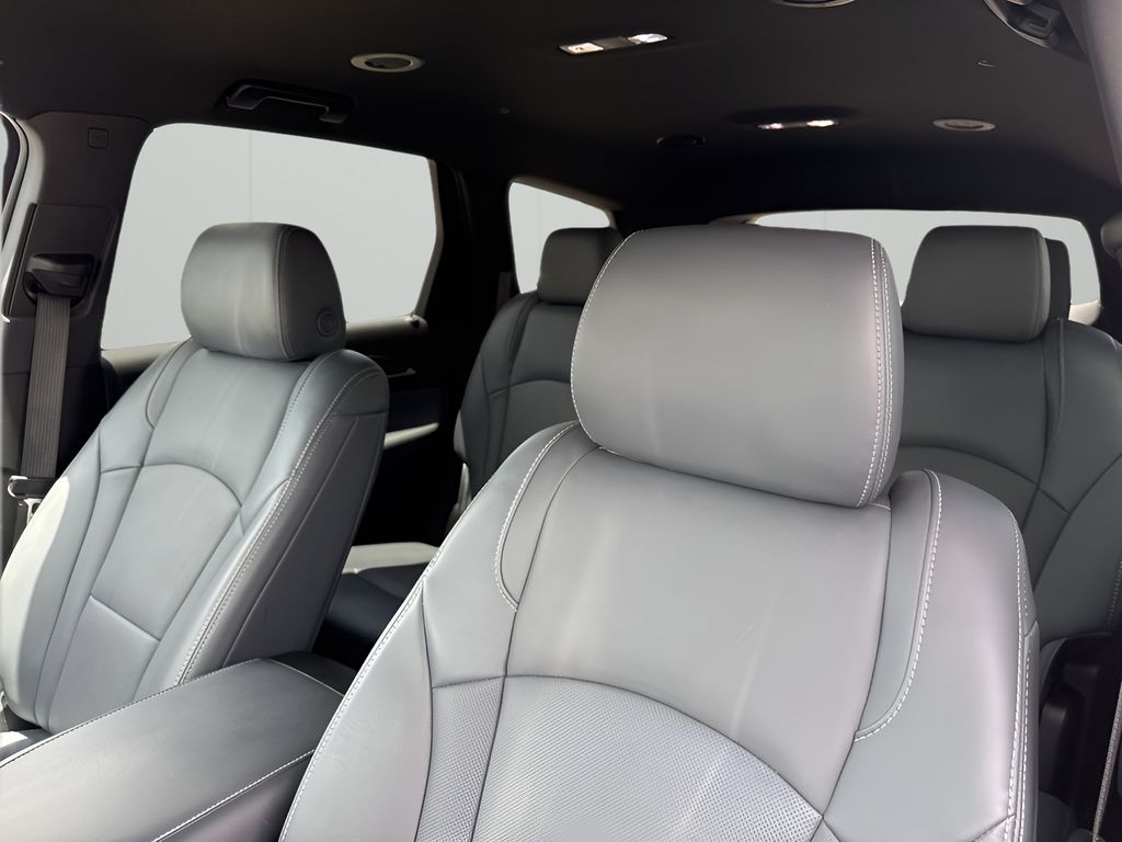 Used Car 2024 Buick Enclave  Premium Group For Sale Under $30,000 In Austin, Texas