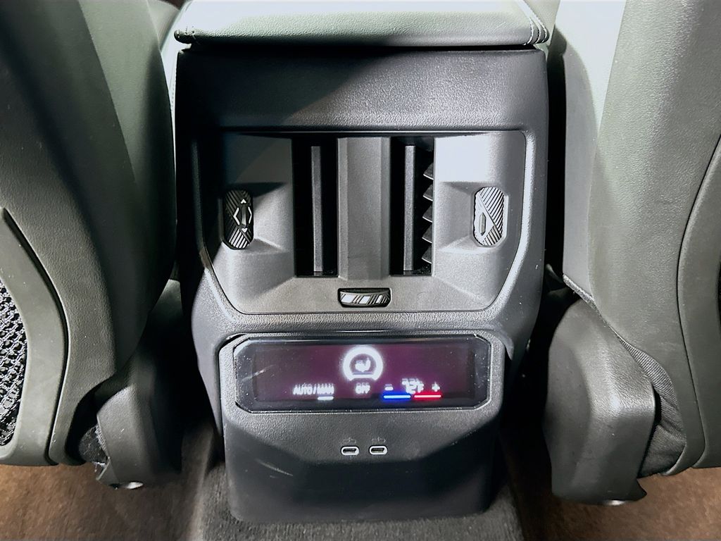 Thumbnail: 2025 BMW X3 - 24