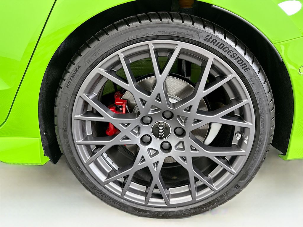Thumbnail: 2025 Audi RS 3 - 31